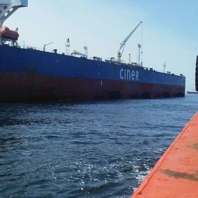 Tensão alta preta Yokohama Marine Fender pneumática do gás