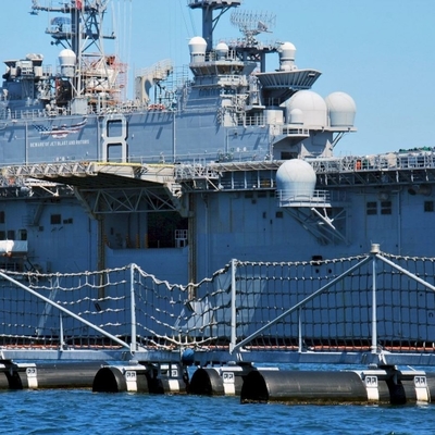 as barreiras de flutuação de 50Ft abrigam barreiras a pouca distância do mar para parar navios
