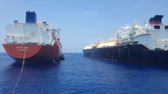 para-choque de borracha da plataforma a pouca distância do mar pneumática do barco de pesca 50Kpa para o navio