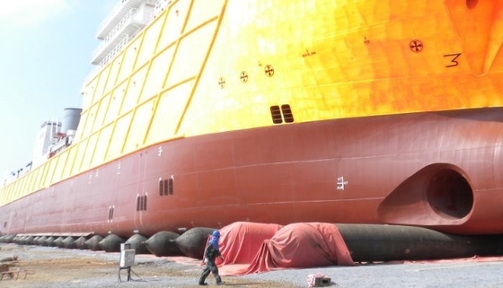 As bolsas a ar de borracha infláveis do navio da doca seca lançam o preço de fábrica dos barcos para a venda