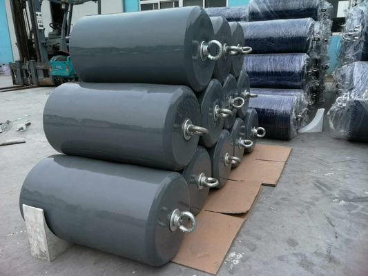 Poliuretano EVA Filled Fender Foam Buoy para o iate e o barco