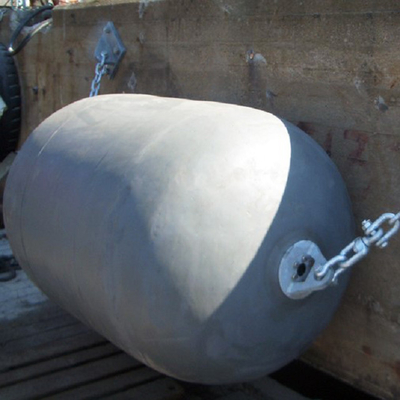 Para-choques de borracha do para-choque pneumático do estilingue para o navio a ancorar