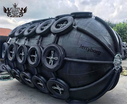 ISO 17357 Padrão 50kPa/80kPa Yokohama Fender de borracha com pneus e cadeia Fender flutuante marinho