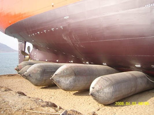 Airbag balão inflável de resgate de elevação de borracha marinha para o lançamento do navio