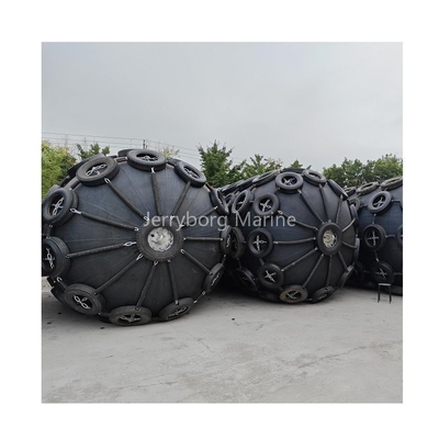 Fenders pneumáticos de borracha de tipo Yokohama infláveis flutuantes com rede de cadeia de pneus