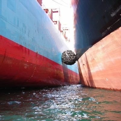 Amortecedor de borracha pneumático do pneumático de CCS para do flutuador alto da tensão do ar do navio &amp; da fragata de Corveta o amortecedor de borracha