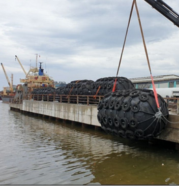 Proteção Marine Floating Fender do navio