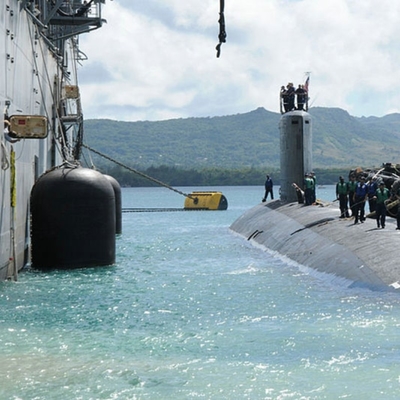 Para-choque submarino vertical de borracha pneumático do tamanho padrão hidro