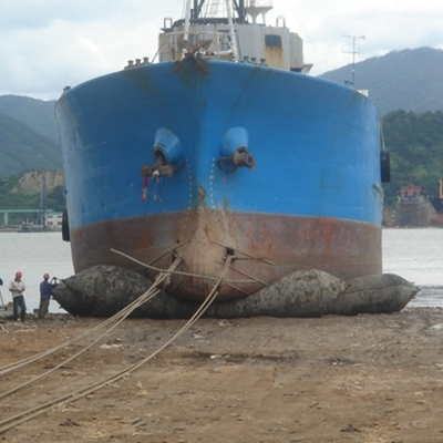 sacos de borracha naturais de lançamento do rolo da bolsa a ar de borracha do navio de 0.8m*12m com certificado de CCS