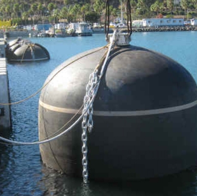 Amortecedor natural do barco de borracha do hidro para-choque pneumático submarino para a proteção do navio
