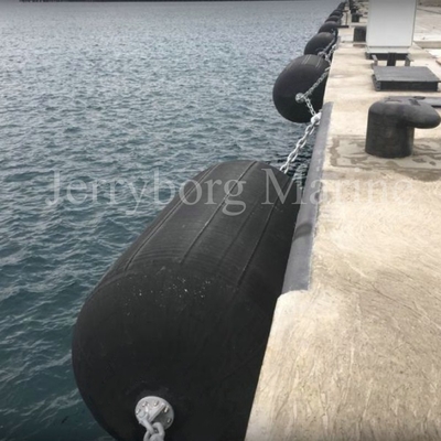navio de 2.5m*4.0m que entra Yokohama pneumático Marine Rubber Fenders