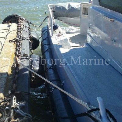 Para-choques de envelhecimento de EVA Solid Foam Filled Boat da resistência da elasticidade alta com correia de fechamento